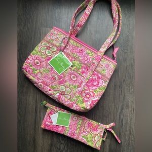 Vera Bradley purse with matching cosmetic bag